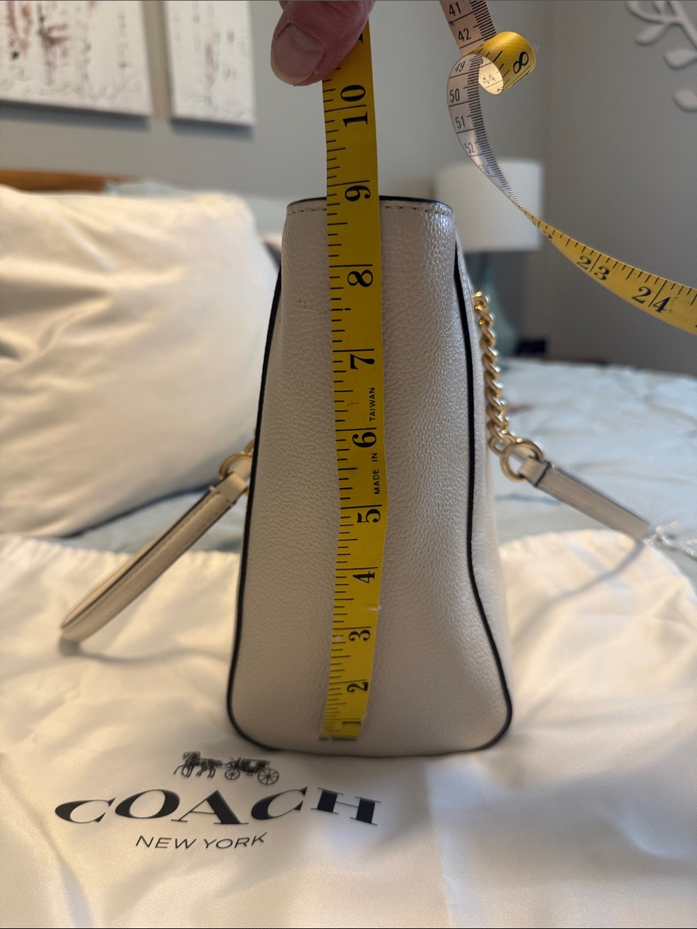 Coach Pebbled Leather Tote in Light Beige with Gold Hardware - Picture 4 of 5
